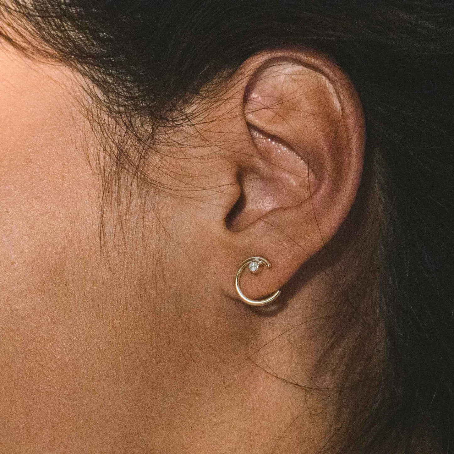 PS ILY HUG EARRINGS