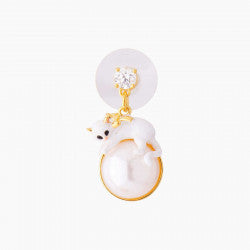 KITTY AND PEARL STUD EARRINGS