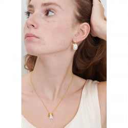 KITTY AND PEARL STUD EARRINGS