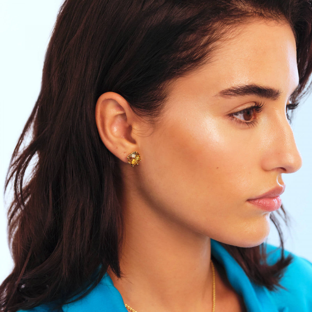 GOLDEN BROWN DIAMANTINE SQUARE STONE POST EARRINGS