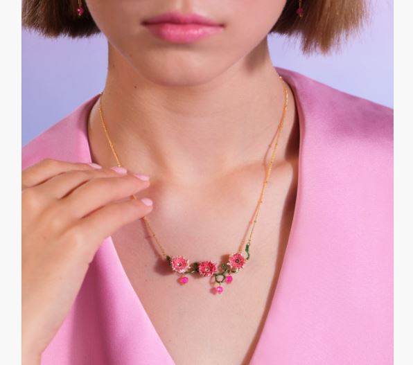 CHRYSANTHEMUM AND STEM STATEMENT NECKLACE