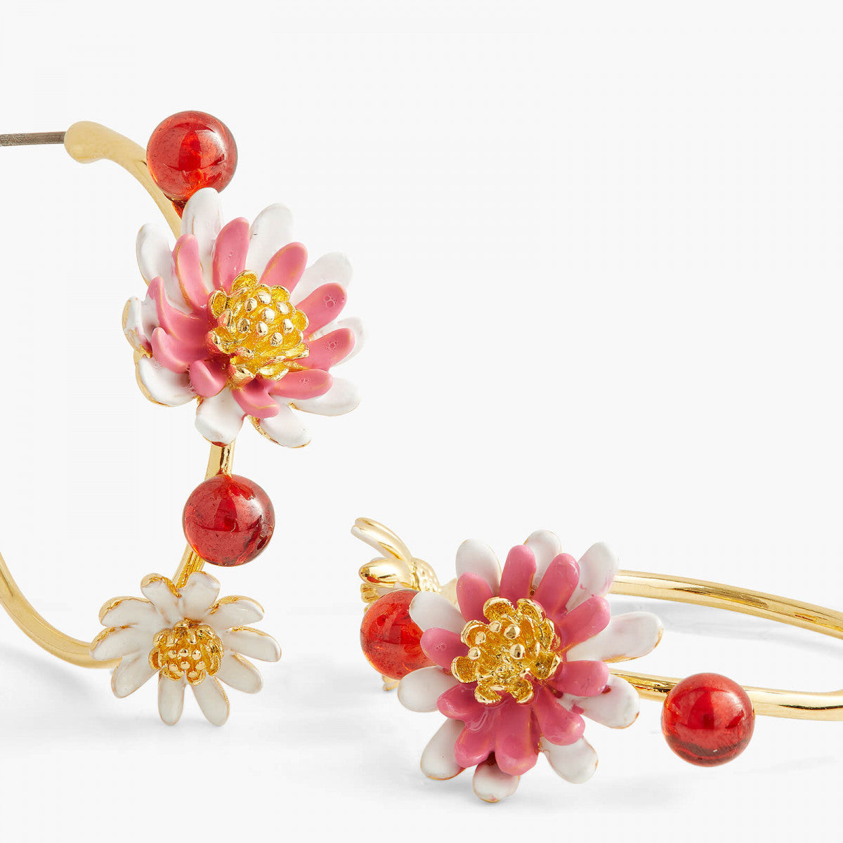 ANEMONE FLOWERY POST HOOP EARRINGS