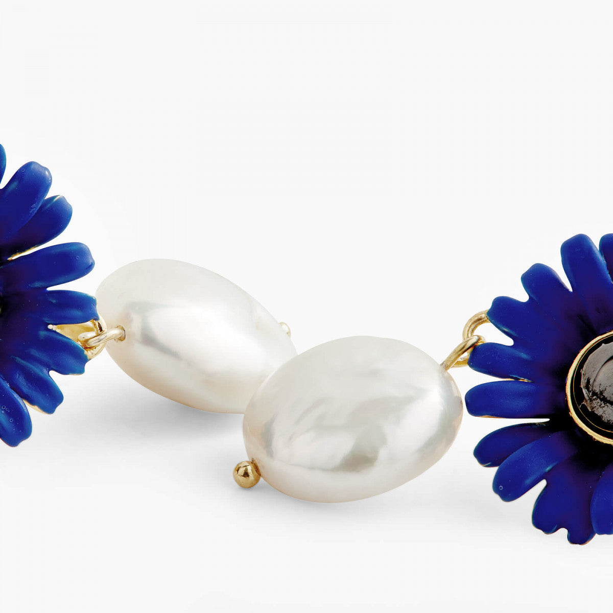 DAMAGE OF COBALT BLUE GERBERA POST EARRINGS