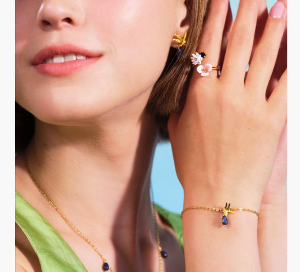 DRAGONFLY AND LAPIS LAZULI THIN BRACELET