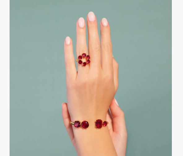 GARNET RED 6 STONE FINE RING