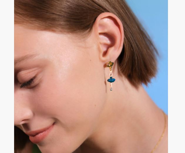 MINI BALLERINA WATER LILY POST EARRINGS