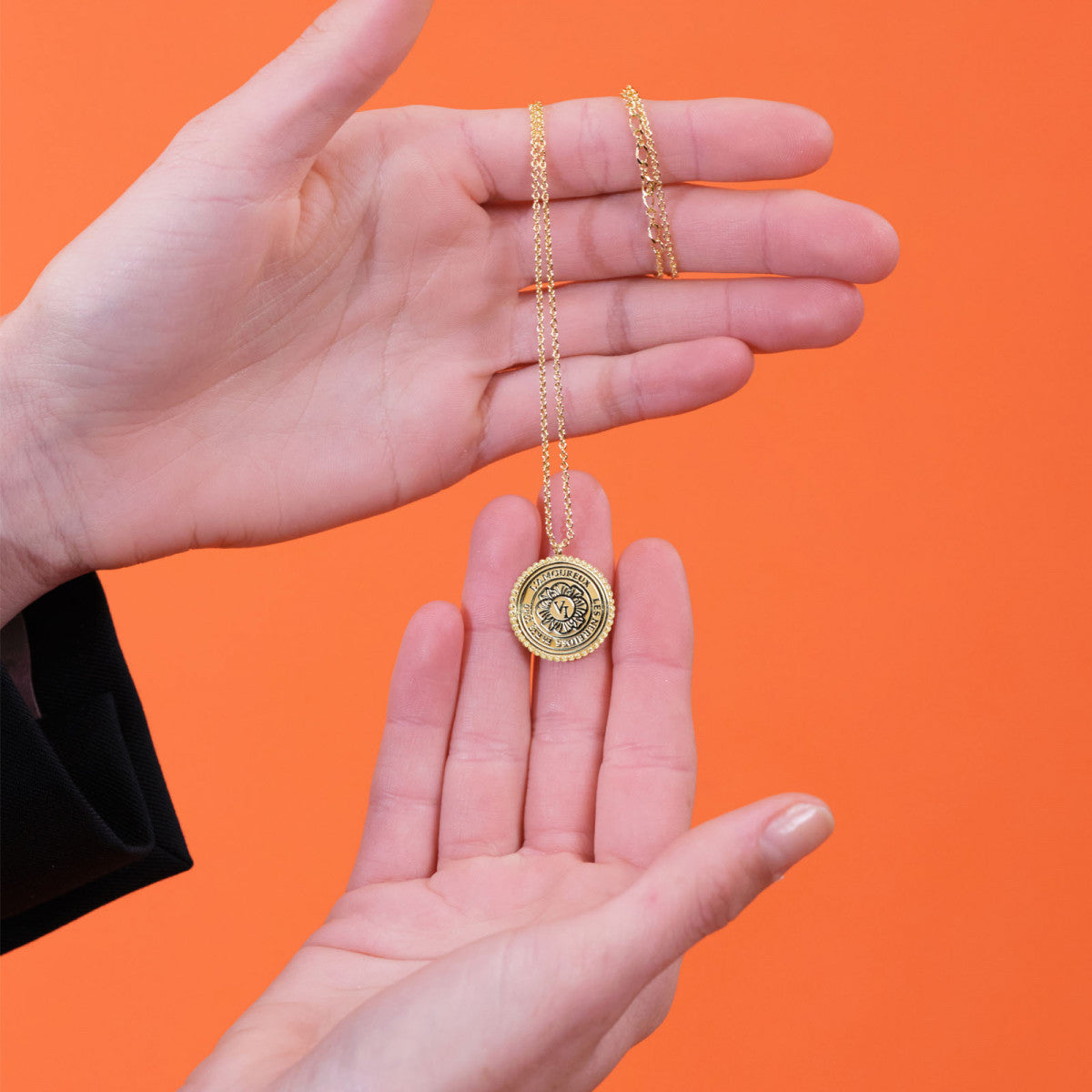 THE LOVERS FINE NECKLACE