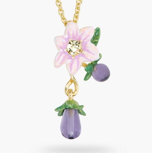 AUBERGINE AND FLOWER PENDANT NECKLACE