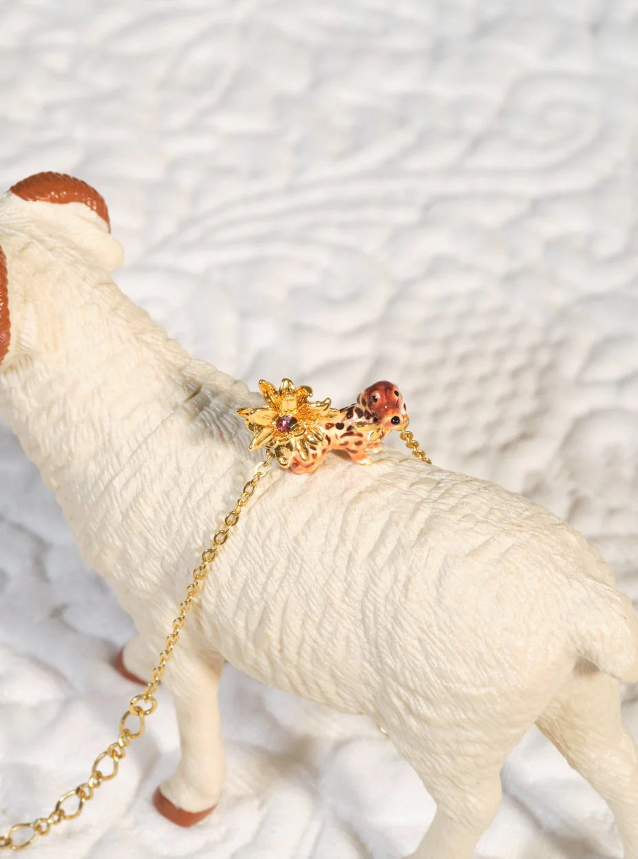 DASCHUND AND FLOWER FINE BRACELET