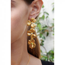 CLOVERS AND CRYSTALS STUD EARRINGS