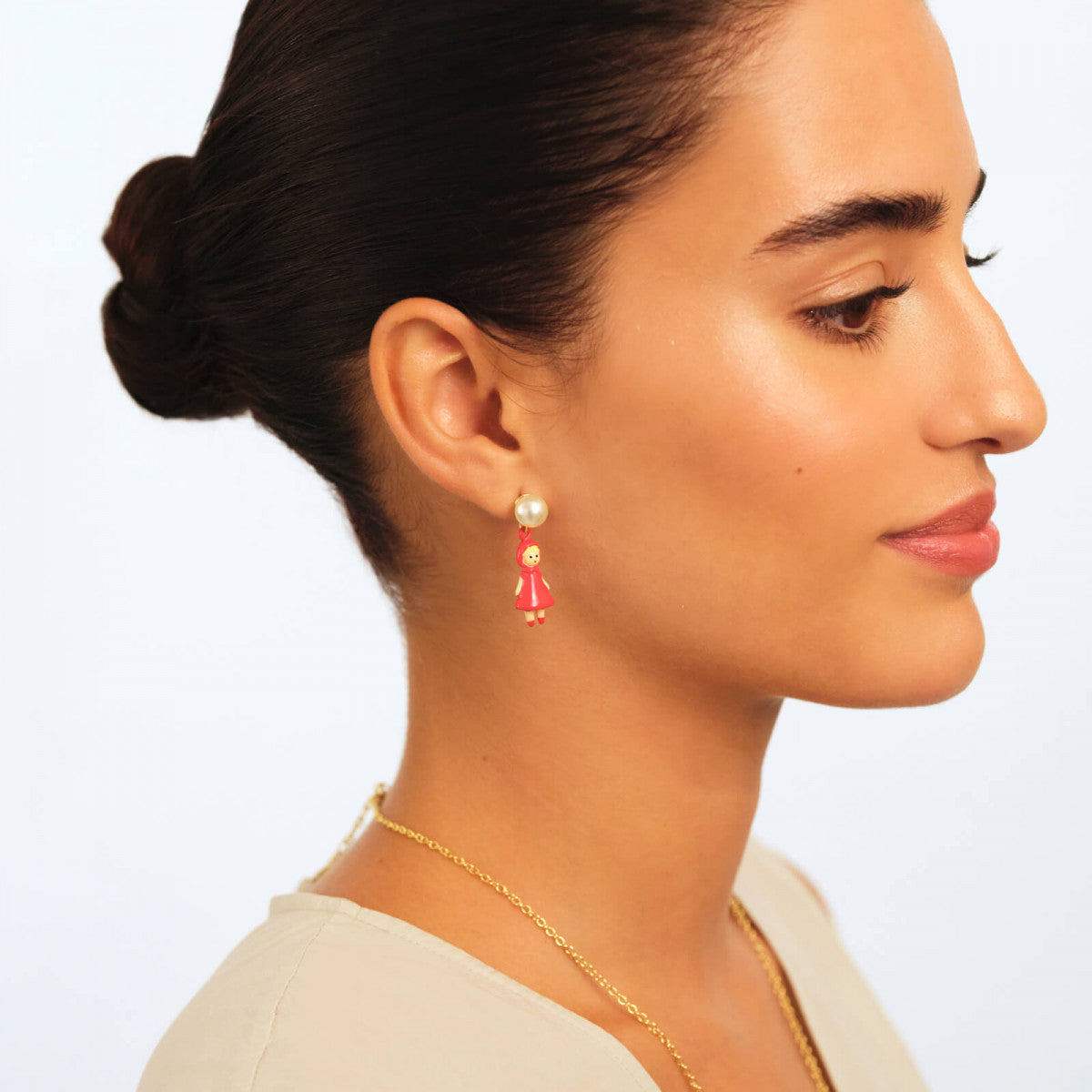 PEARL AND LITTLE RED RIDING HOOD POST EARRINGS