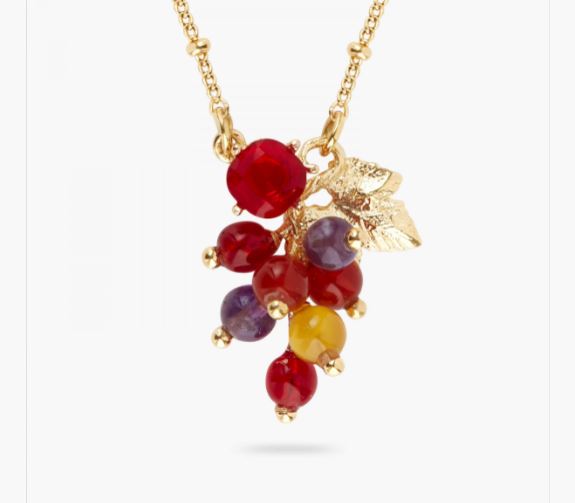 GRAPES AND GOLD-PLATED VINE LEAF PENDANT NECKLACE