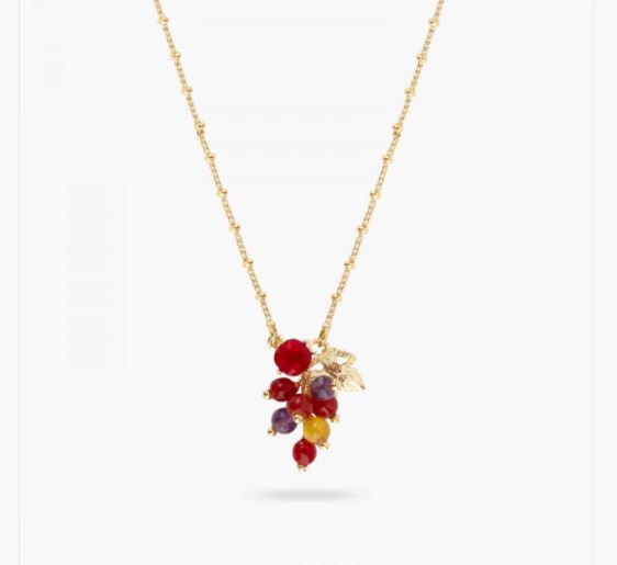 GRAPES AND GOLD-PLATED VINE LEAF PENDANT NECKLACE