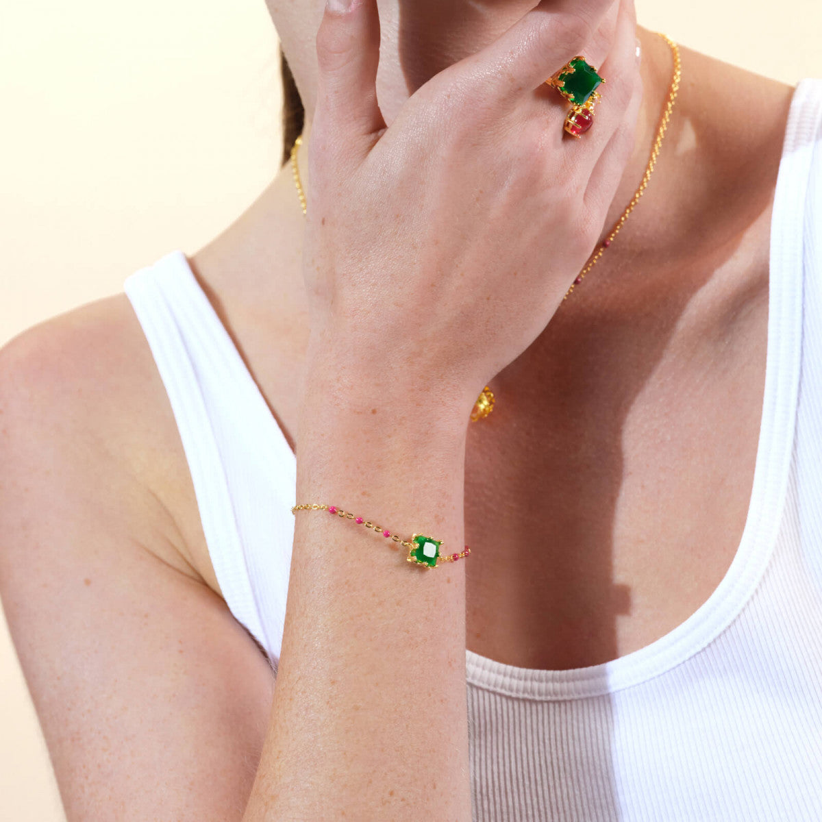 GREEN SQUARE STONE THIN BRACELET
