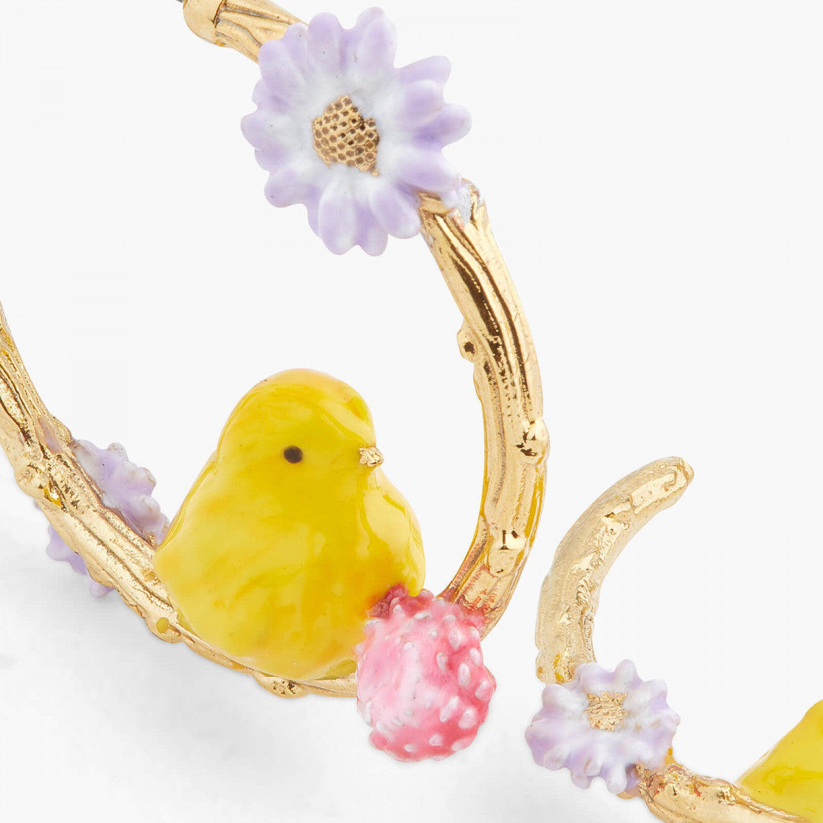 CHICK AND WHITE ASTER POST HOOP EARRINGS