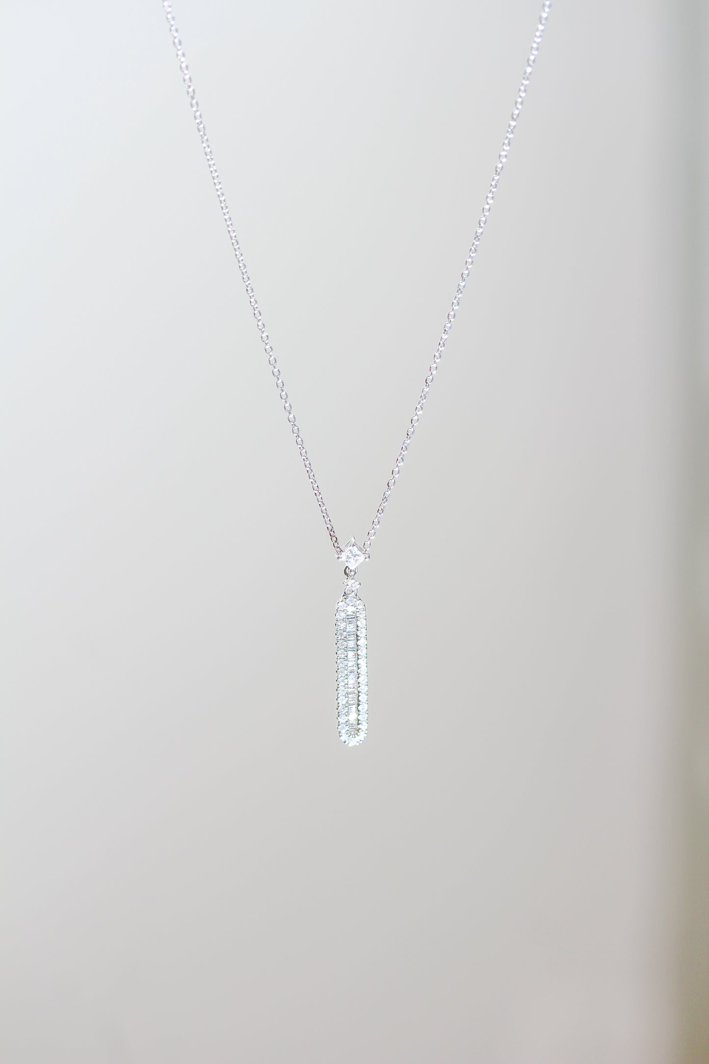 DIAMOND DROPS NECKLACE